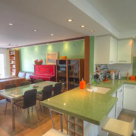Stromboli House Chalet